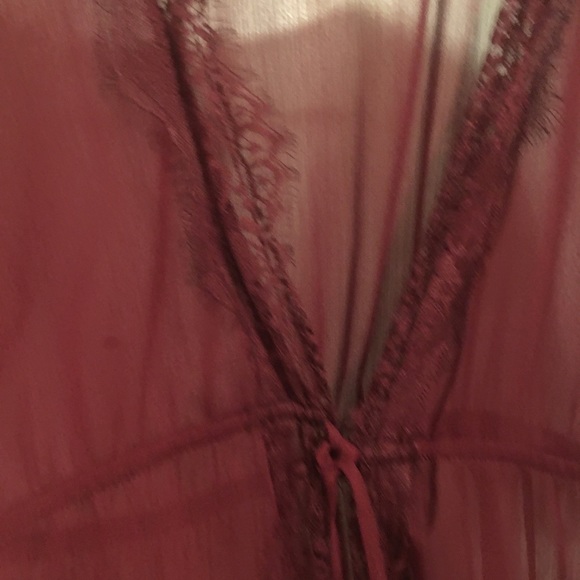 Sheer robe - Picture 2 of 3